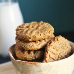 5-Ingredient Peanut Butter Cookies (Gluten-Free)