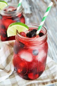 Make this Starbucks favorite, Very Berry Hibiscus Refresher, right at home! It's a light, crisp and thirst-quenching, perfect as a great afternoon pick me up. 