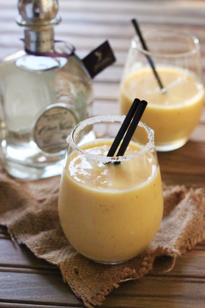 frozen-mango-coconut-margarita-3