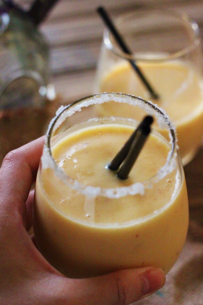 frozen-mango-coconut-margarita-6