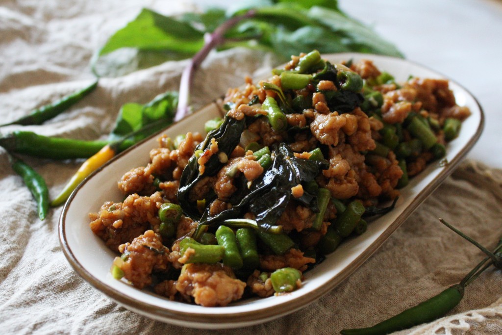 thai-basil-chicken-1