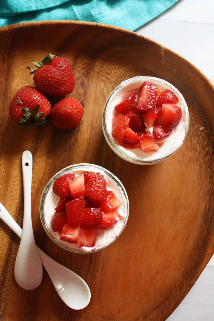 No-Bake-Strawberry-Cheesecake-Cups-1