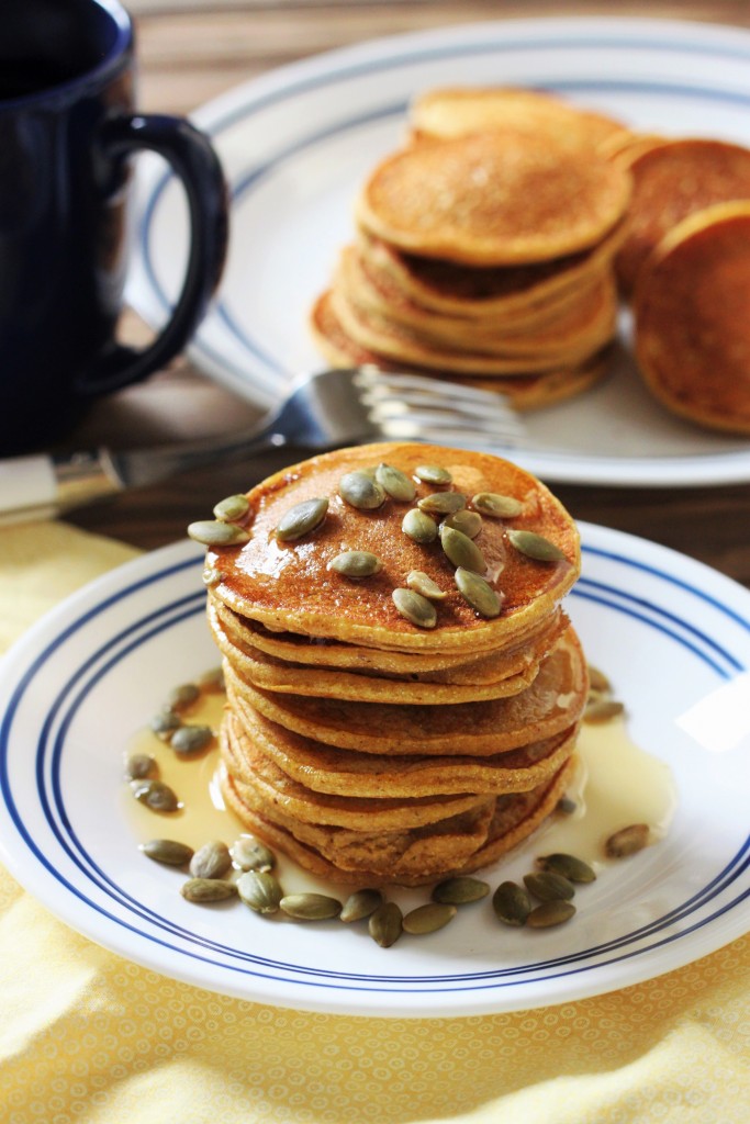 pumpkin-cornmeal-pancakes-3