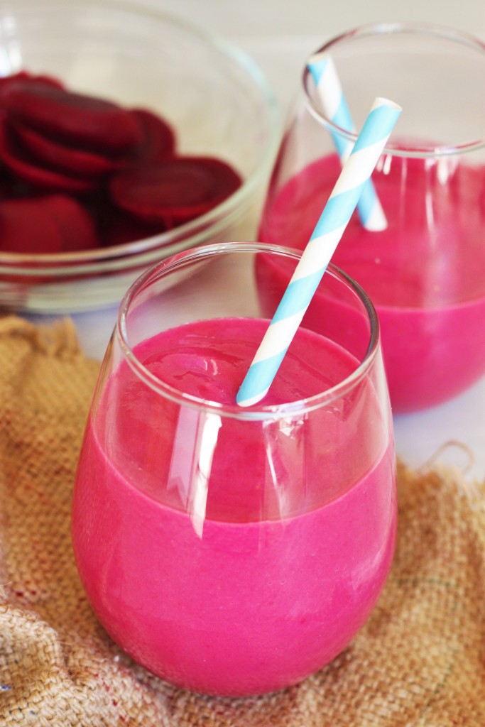 strawberry-beet-smoothie-2