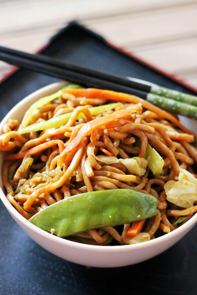 This Veggie Lo Mein is a quick, easy, and healthy version of the Chinese takeout favorite. Add your favorite protein like chicken, shrimp or beef for a more substantial meal.