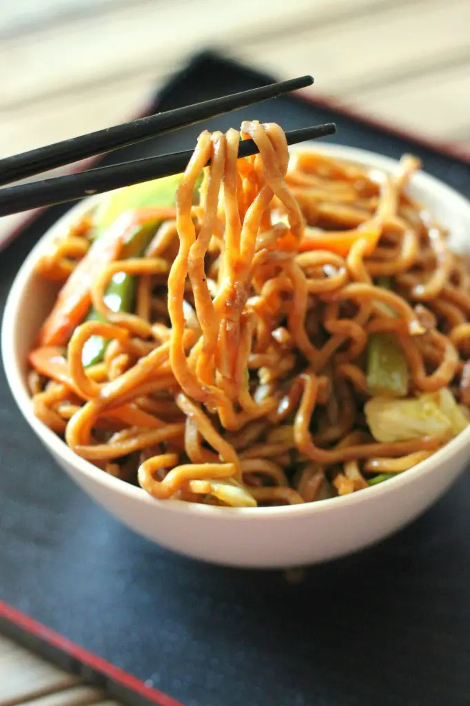 This Veggie Lo Mein is a quick, easy, and healthy version of the Chinese takeout favorite. Add your favorite protein like chicken, shrimp or beef for a more substantial meal.