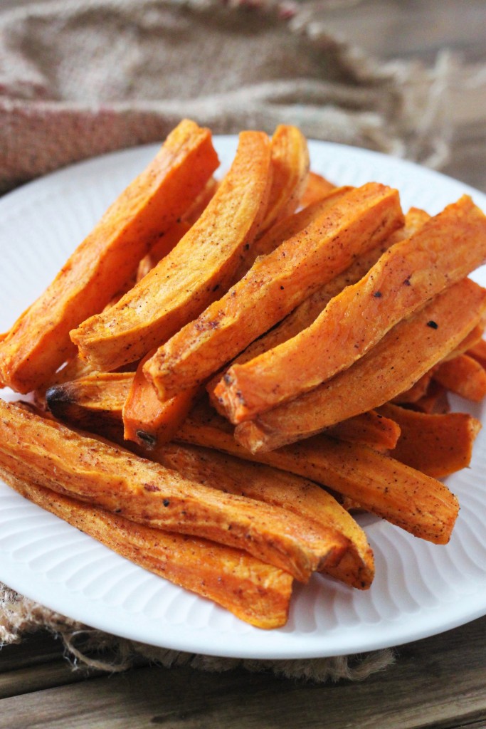 baked-crispy-sweet-potato-fries-2