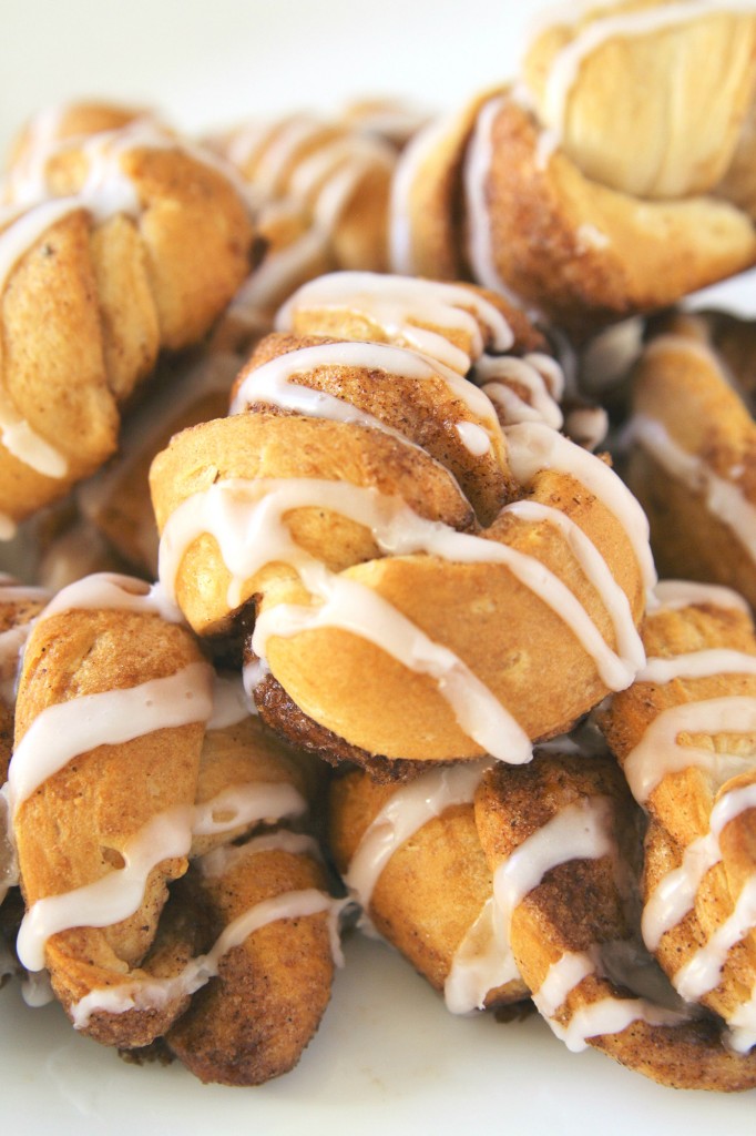 cinnamon-sugar-twisted-knots-2