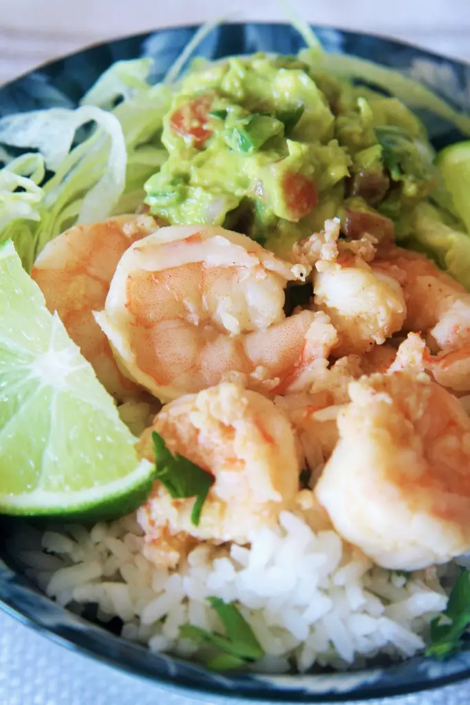 garlic-shrimp-cilantro-lime-rice-bowl-1