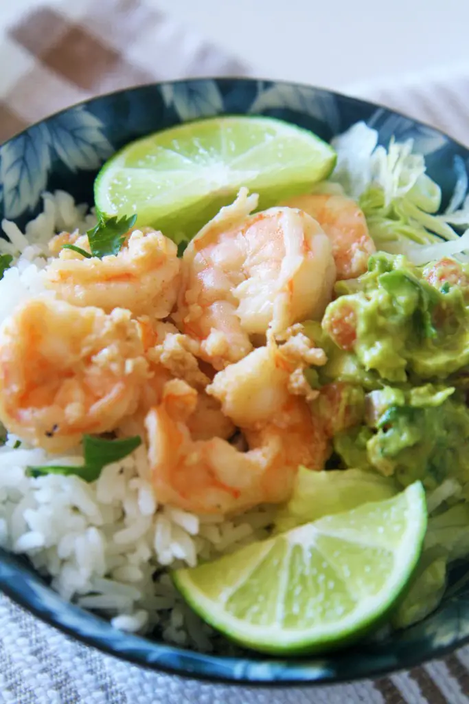garlic-shrimp-cilantro-lime-rice-bowl-3