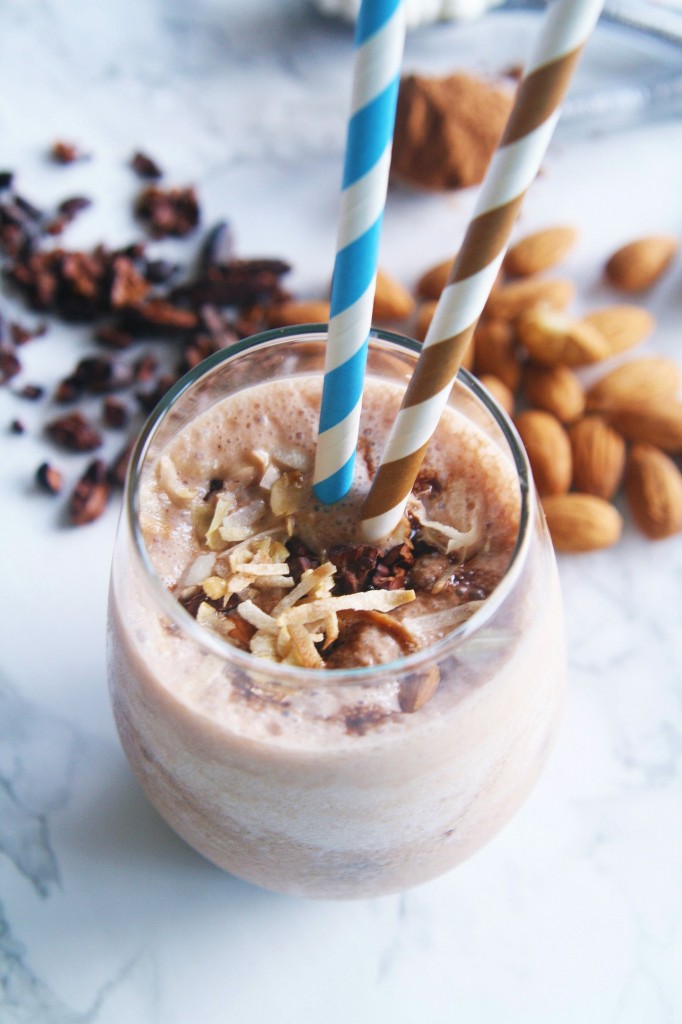 almond-joy-smoothie-2