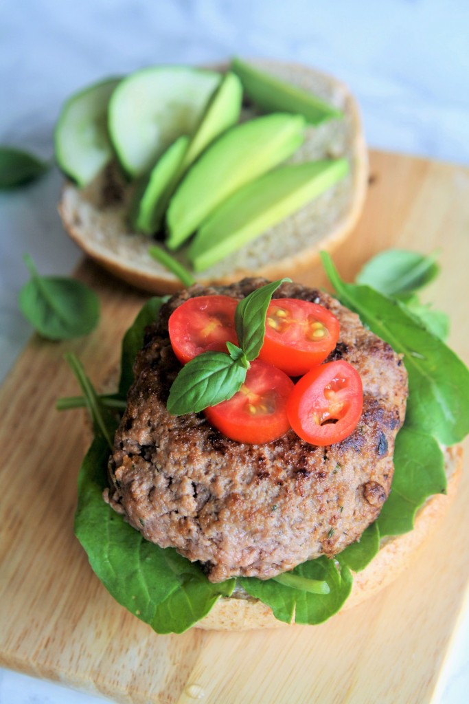 sundried-tomato-basil-burger-2