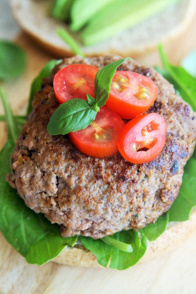 sundried-tomato-basil-burger-3