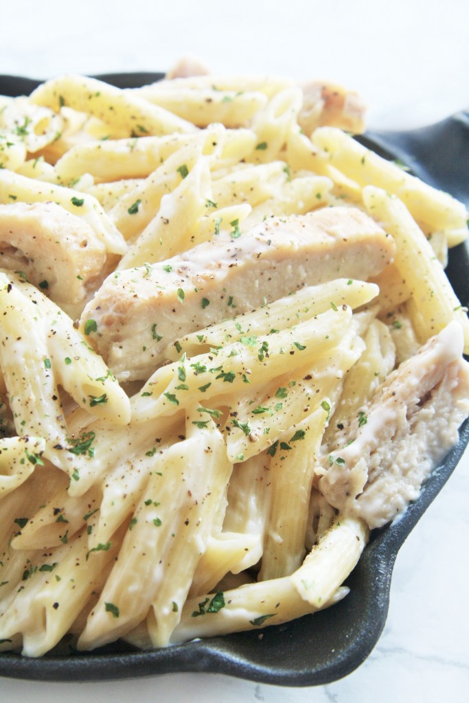 one-pot-garlic-alfredo-chicken-penne-4