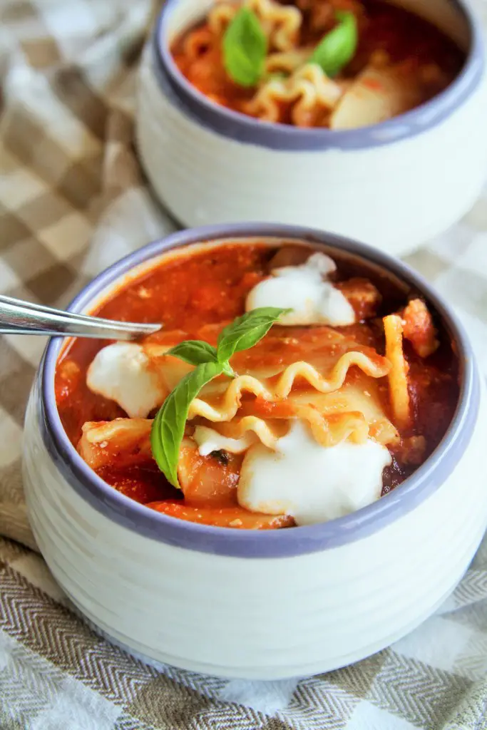 30-minute-lasagna-soup-1