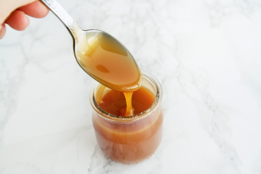 easy-caramel-sauce-2