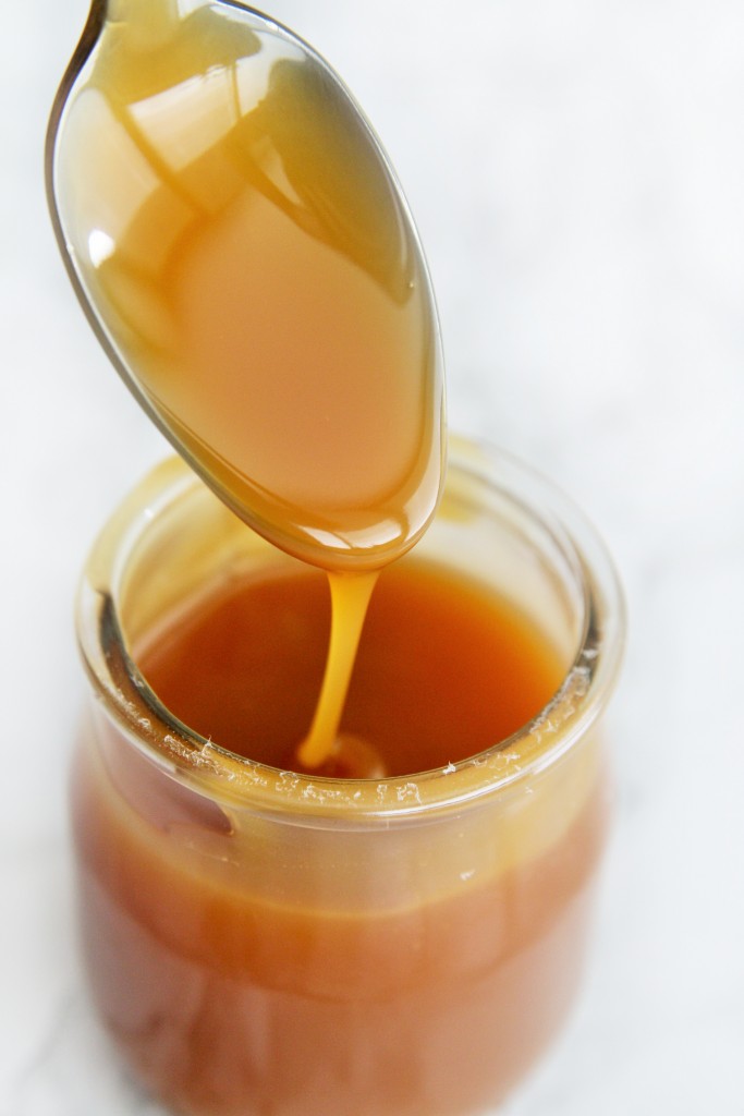 easy-caramel-sauce-3