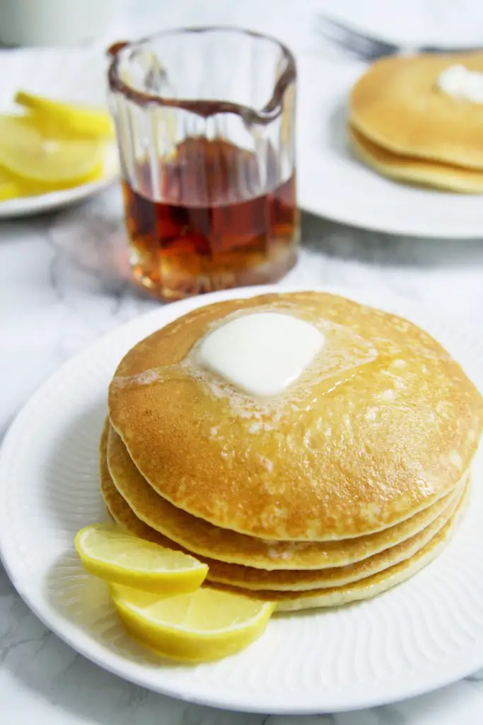 lemon-ricotta-pancakes-1