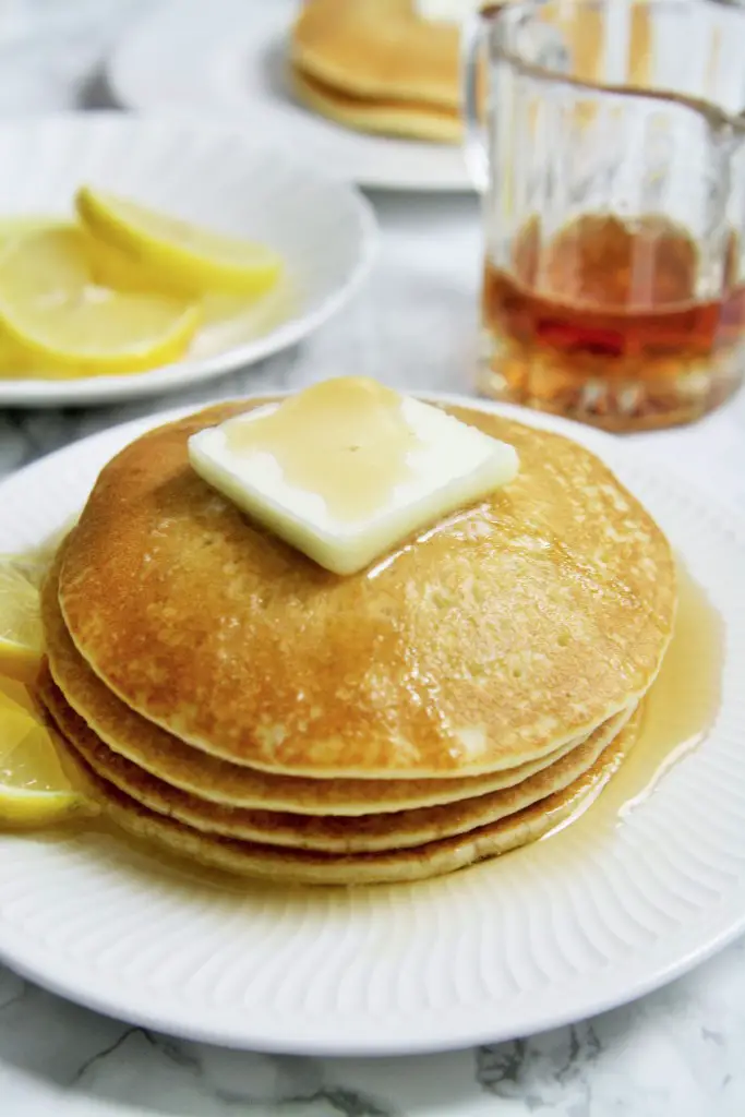 lemon-ricotta-pancakes-2