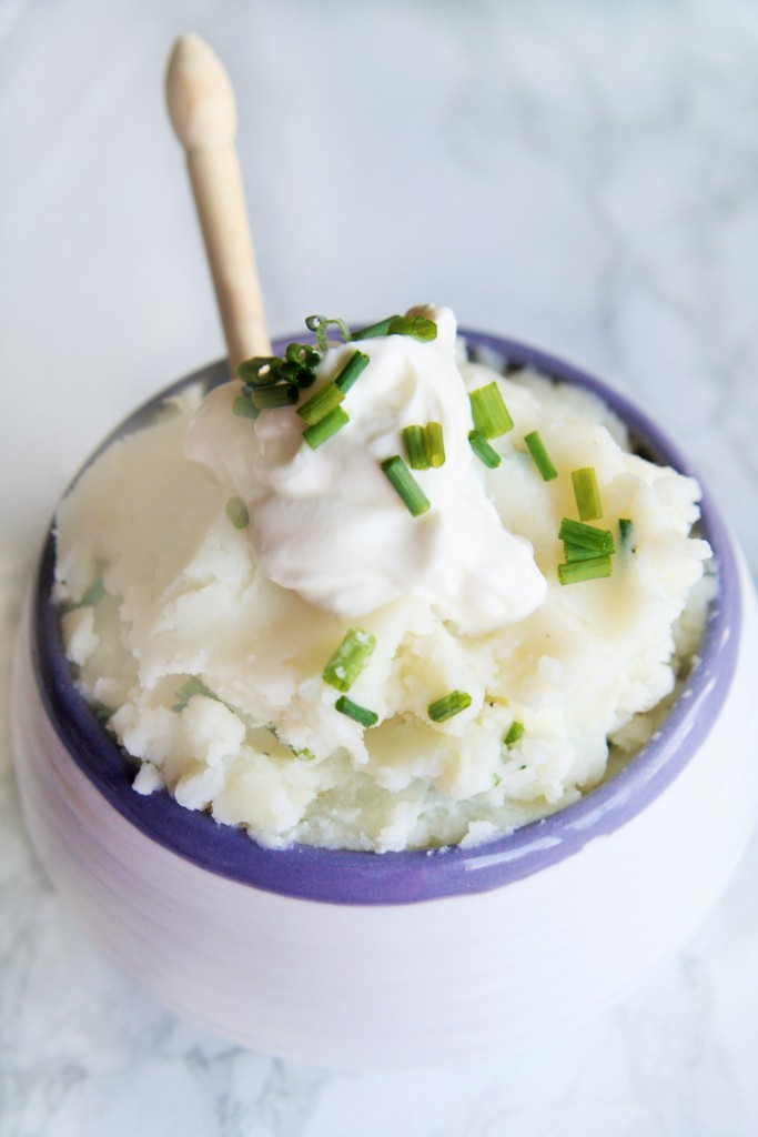 sour-cream-chive-mashed-potatoes-2