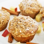 Apple Cinnamon Crumb Muffins