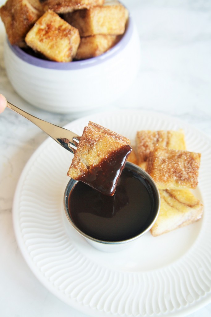 churro-bites-nutella-chocolate-sauce-1