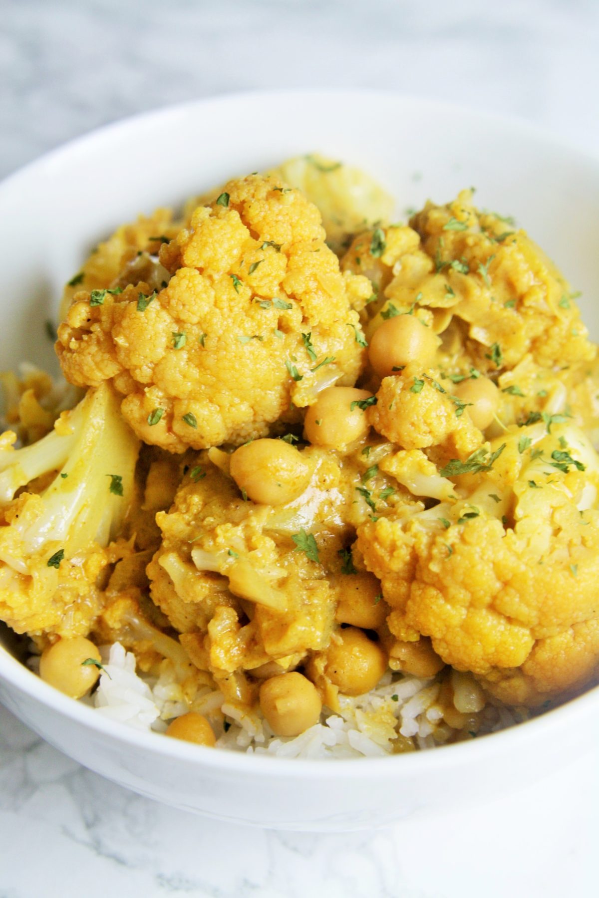 Cauliflower and Chickpea Curry – The Tasty Bite