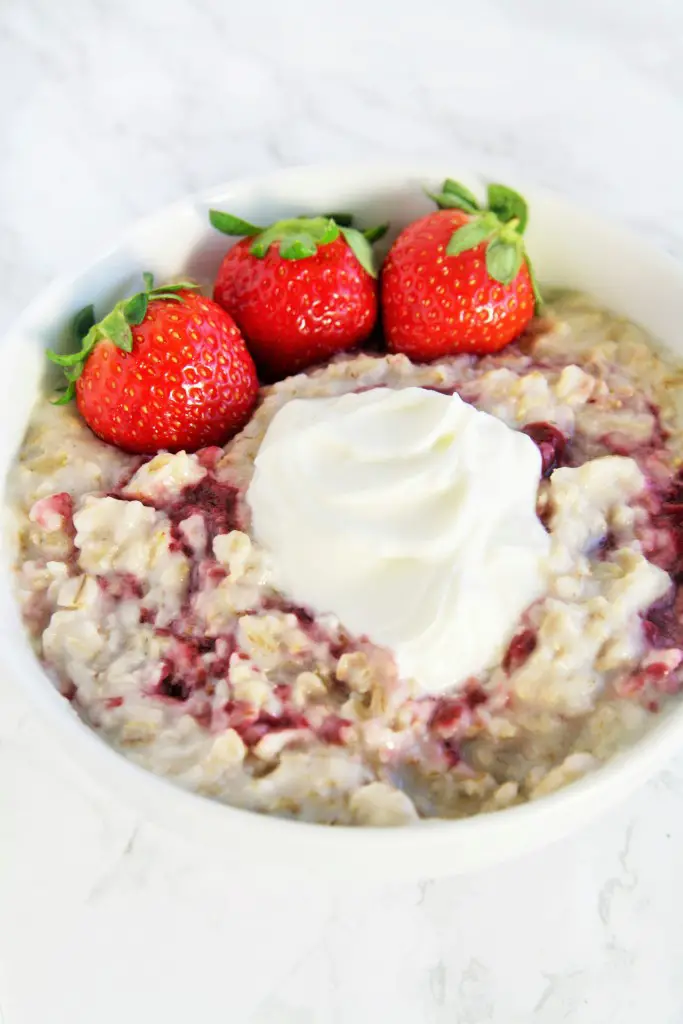 strawberry-cream-oatmeal-3
