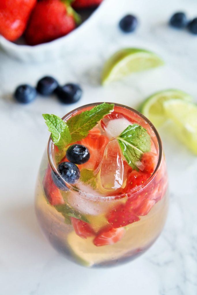 mixed-berry-mojitos-2