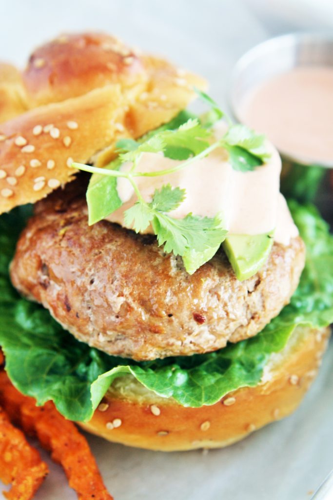 southwestern-turkey-burgers-chipotle-aioli-2