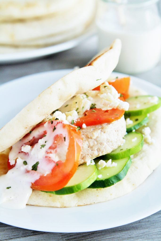 greek-pita-burgers-tzatziki-2