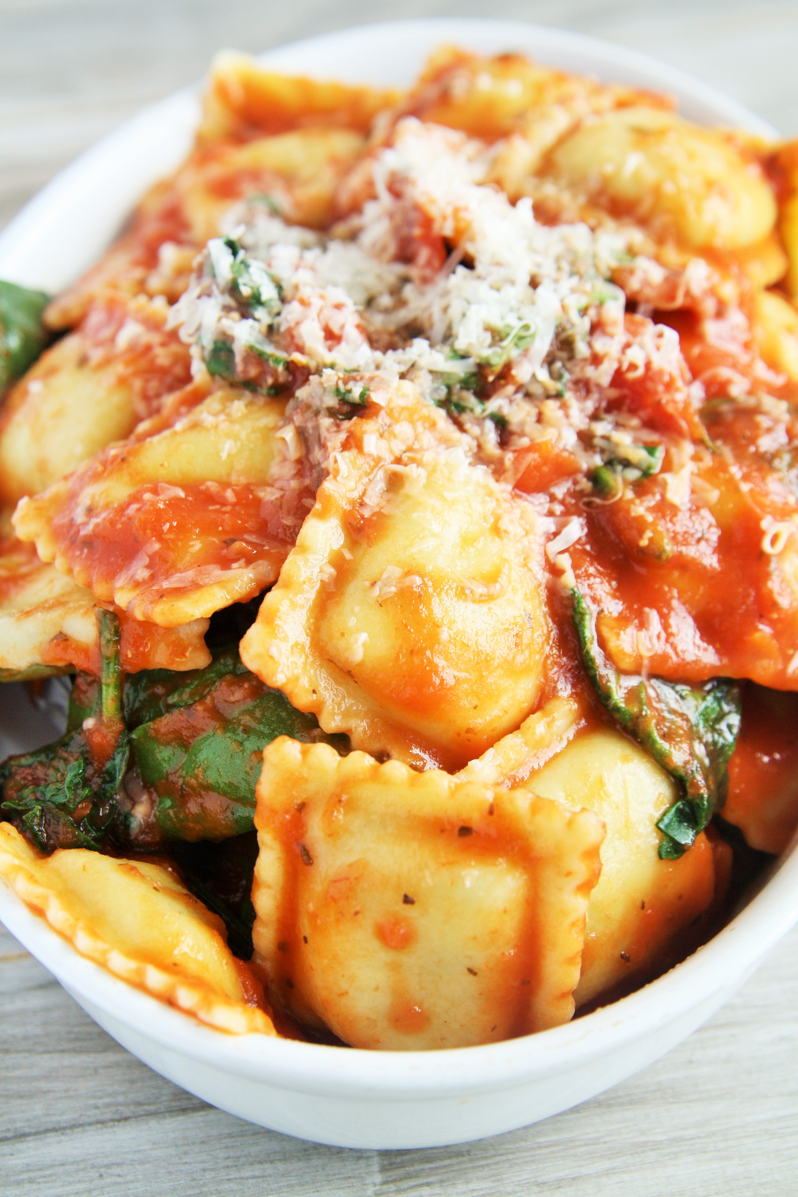 Spinach Tomato Ravioli Bake - The Tasty Bite