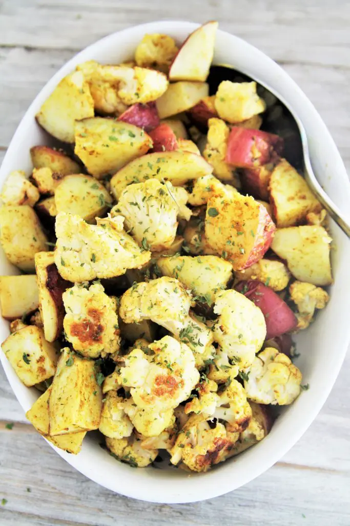 roasted-curry-cauliflower-potatoes-2