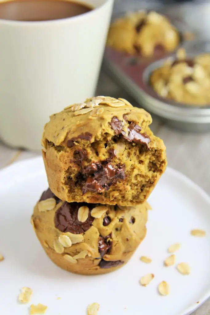 coffee-chocolate-chip-oat-muffins-1