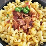 Instant Pot Jalapeño Popper Mac and Cheese