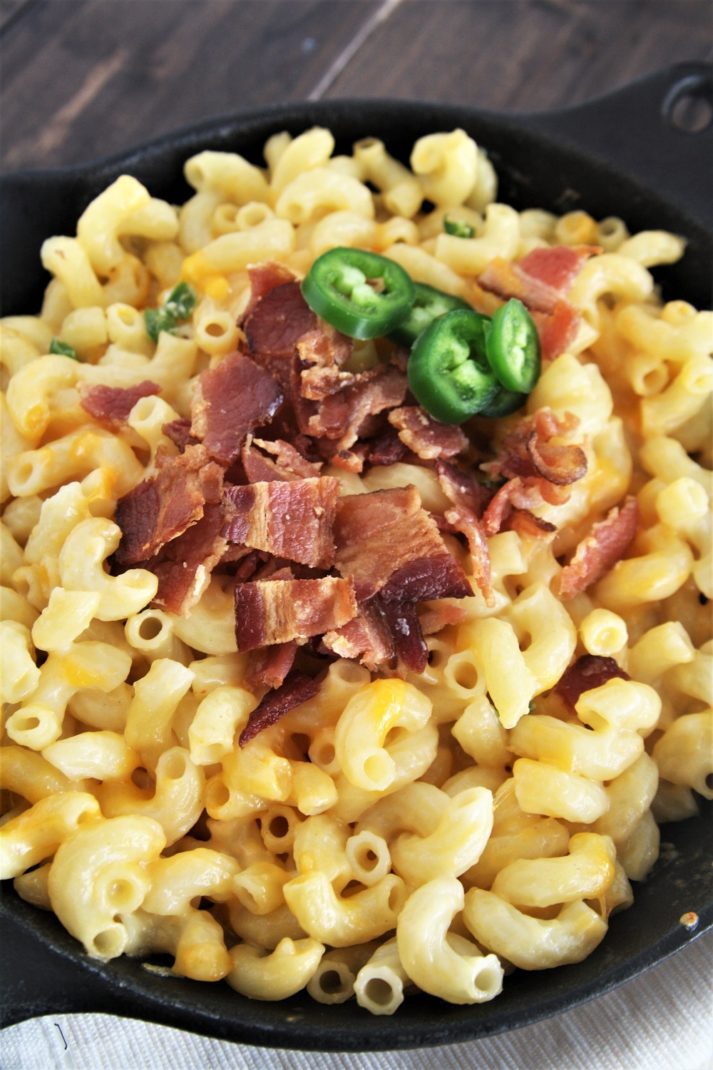 This creamy, cheesy, and hearty Instant Pot Jalapeño Popper Mac and Cheese is taken to the next level with bacon, cream cheese, and jalapeños.