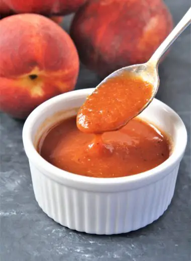 Barbecue sauce is a staple and when you top your next grilled dinner with this sweet and tangy homemade peach barbecue sauce you may just never go back to store bought sauces.