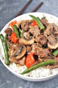 Made in one skillet with big, bold flavors, this Panda Express Copycat Black Pepper Angus Steak recipe is easy and delicious. The perfect weeknight dinner that is ready to be enjoyed in 15 minutes