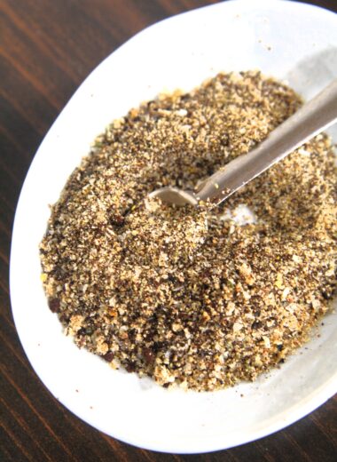 If you're a fan of smoky, flavorful brisket, then you've to try this coffee dry rub which will take your brisket to the next level. Get ready to impress your friends and family with the most delicious and tender brisket they've ever tasted!