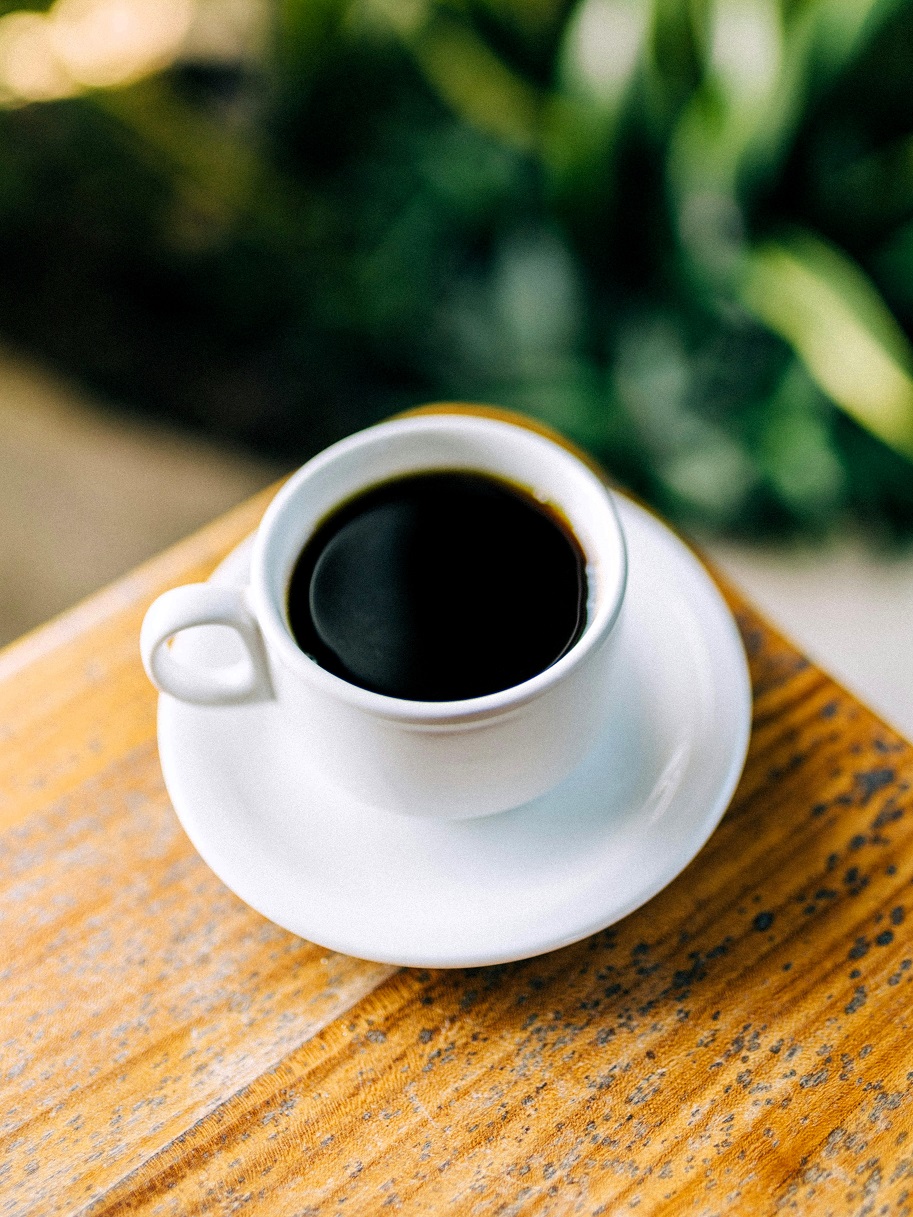 Wondering if black coffee is keto-friendly? Discover how to enjoy coffee on a keto diet, including tips on how it fits into your low-carb lifestyle, and whether it helps maintain ketosis.