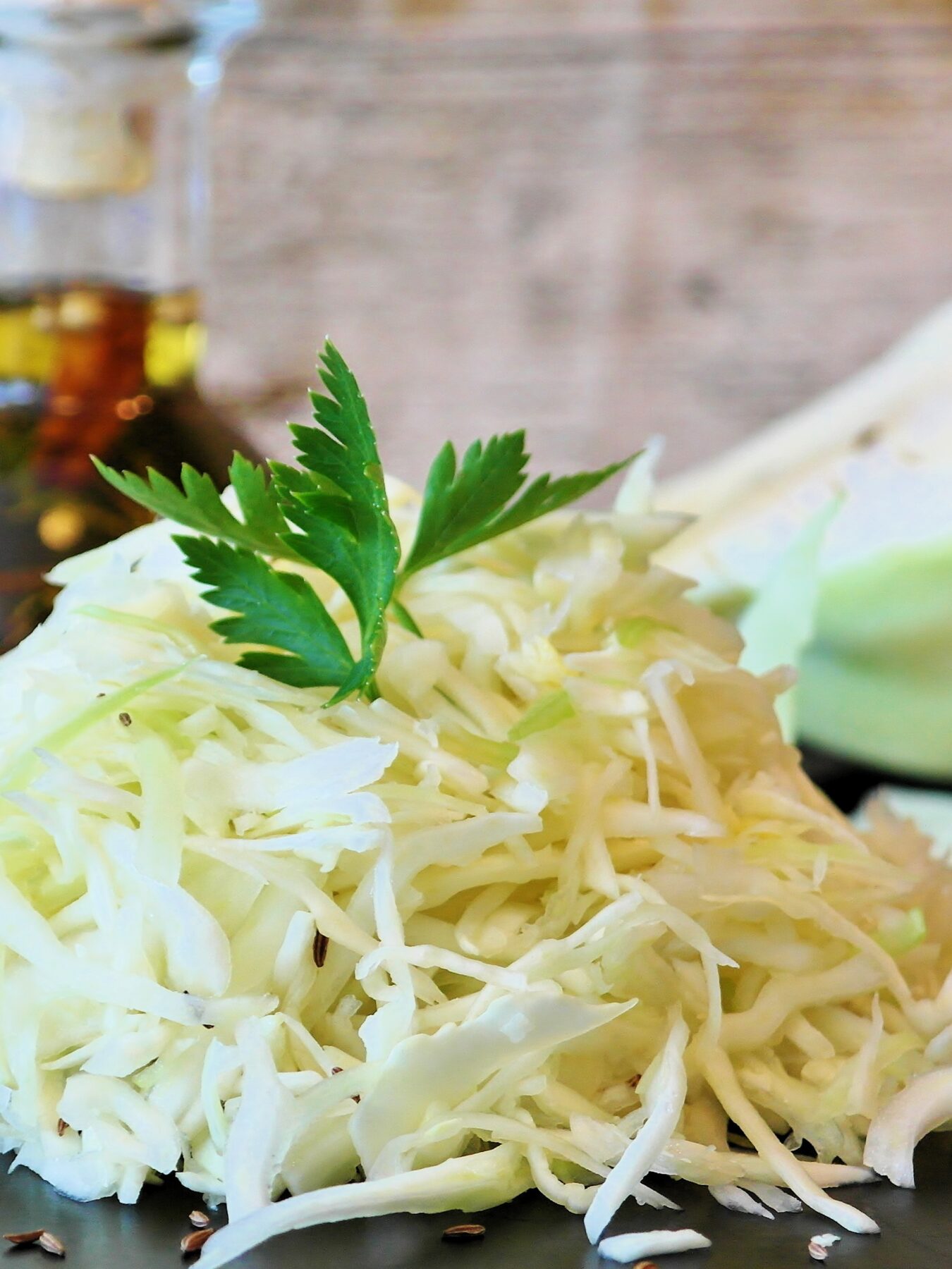 Wondering how long KFC coleslaw lasts in the fridge before it goes bad? Here’s the full guide on storing, serving, and safely enjoying this iconic side dish.