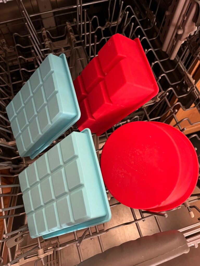Can Silicone Molds Go In The Dishwasher