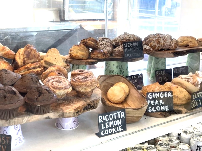 Check out 11th Hour Coffee in Santa Cruz with a review of their quality coffee, tasty menu options, and welcoming atmosphere. From cold brew to vegan-friendly treats, see what makes this local coffee shop a must-visit.