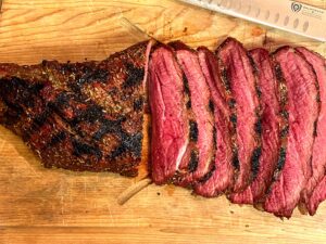 Learn how to smoke the perfect tri-tip roast in a Masterbuilt smoker! Follow our easy step-by-step recipe for juicy, tender smoked tri-tip with a flavorful crust using the reverse sear method.
