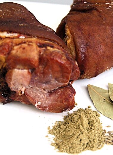 Learn how to cook smoked ham hocks with collard greens for a rich, smoky dish. Sharing three best methods—from stove top to Instant Pot—with expert tips to achieve tender, flavorful results every time.