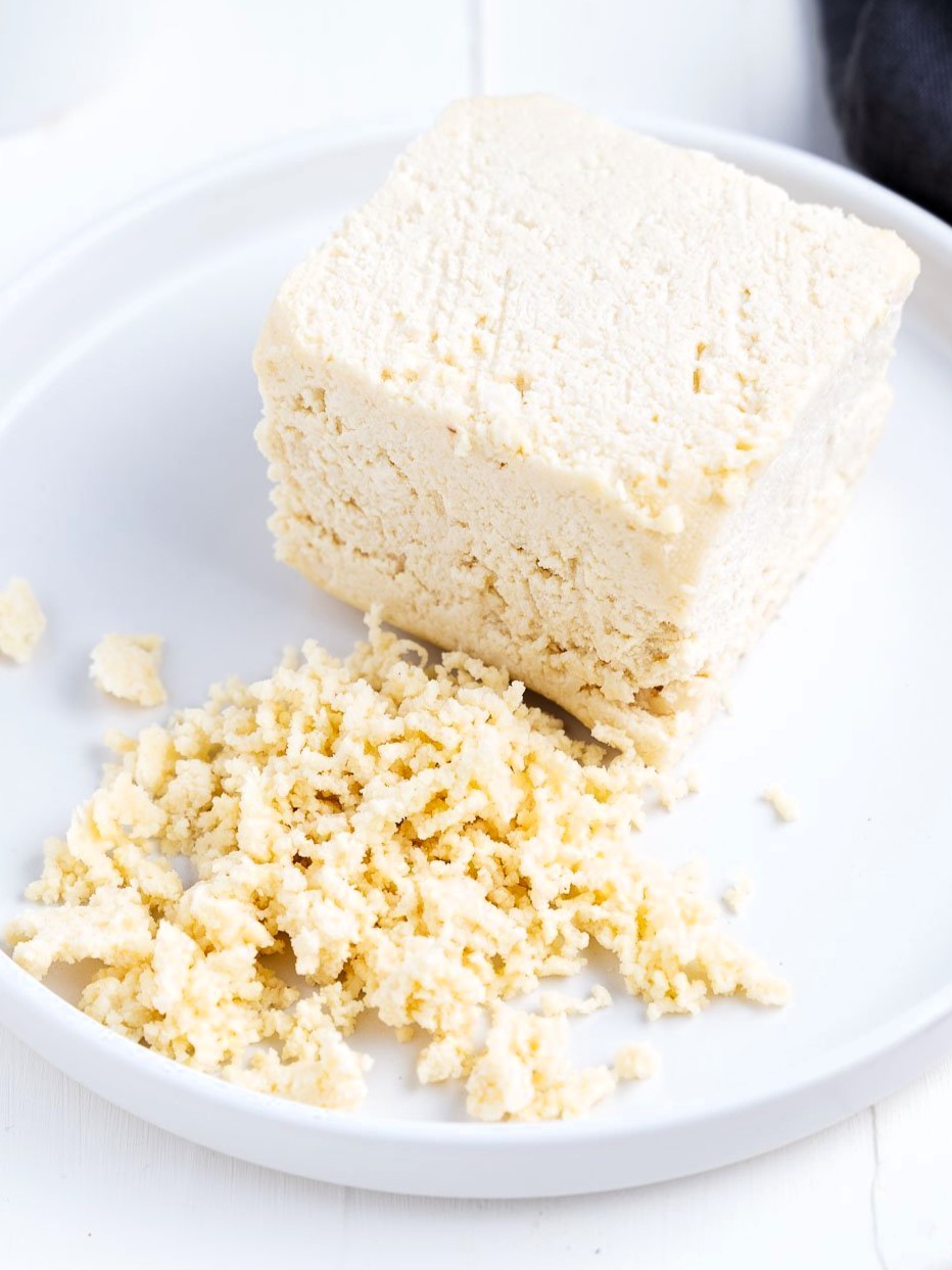 Discover the differences between Mexican Cotija cheese and Feta cheese in this detailed comparison. Learn about their origins, textures, flavors, uses in cooking, and the best substitutes for both. Perfect for anyone exploring Mexican cuisine or Mediterranean dishes!