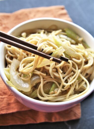 Make this delicious vegan and vegetarian Copycat Panda Express Chow Mein at home! A quick and easy stir-fry with savory soy sauce, fresh vegetables, and perfectly cooked noodles. Ideal for plant-based diets and those craving a healthier take on Chinese food!