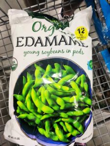 Learn how to cook Costco edamame with 4 easy methods: boiling, steaming, sautéing, and microwaving. Perfect for a healthy, protein-packed snack! Find tips on seasoning and cooking time.