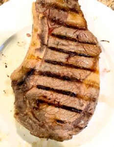 Learn how to cook the perfect steak on a George Foreman grill with this step-by-step guide. From choosing the right cut of steak to grilling tips and cooking times, get the best results for a delicious, juicy steak every time!