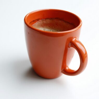 Learn how to make a quick and easy cup of coffee in the microwave using ground coffee. Follow simple steps for brewing, filtering, and enjoying a delicious, hot cup of coffee in minutes—perfect for busy mornings!